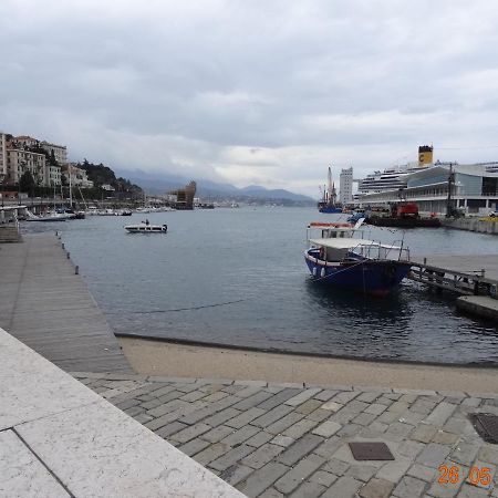 Bed & Blu Apartment Savona Exterior photo